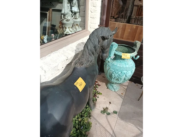 Lot 560 - paard in brons - afbeelding 5 van  7