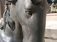 Lot 560 - paard in brons - afbeelding 7 van  7