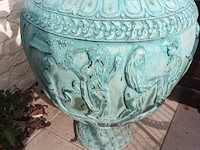 Lot 561 - vaas in brons - afbeelding 2 van  7