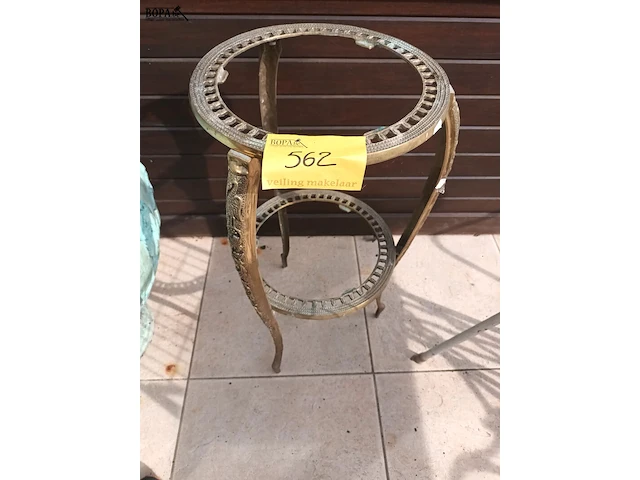 Lot 562 - koperen plantentafel - afbeelding 1 van  5