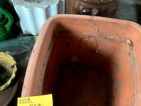 Lot 562 - lot diverse tuinmateriaal, betonnen voetstuk tuinbeeld - afbeelding 6 van  7
