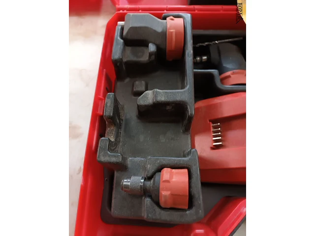 Lot 563 - accu schroefboormachine hilti - afbeelding 3 van  4