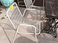 Lot 564 - retro metalen stoelen. 4 stuks - afbeelding 2 van  4