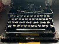 Lot 567 - duitse typmachine w.o. haumann erika - afbeelding 3 van  5