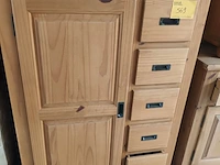 Lot 569 - houten kast - afbeelding 1 van  5