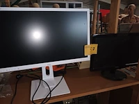 Lot 57 - computerscherm. 2 stuks - afbeelding 1 van  5