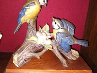 Lot 57 - decoratie in porselein. 5 stuks - afbeelding 3 van  4