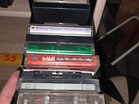 Lot 57 - opbergboxen en cassettes - afbeelding 2 van  3