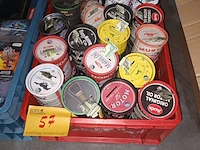 Lot 57 - spaarpotten. 1 bak - afbeelding 1 van  2