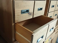 Lot 570 - houten ladekast. 2 stuks - afbeelding 5 van  5