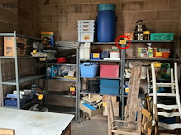 Lot 570 - ijzeren meccanorekken, 4 stuks - afbeelding 1 van  4