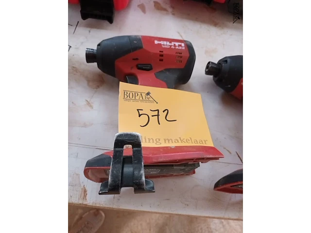 Lot 572 - accu slagschroefmachine hilti - afbeelding 1 van  2