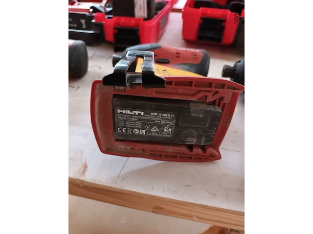 Lot 572 - accu slagschroefmachine hilti - afbeelding 2 van  2