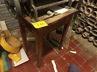 Lot 572 - antieke ponskaartmachine - afbeelding 2 van  5