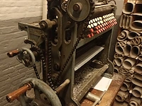 Lot 572 - antieke ponskaartmachine - afbeelding 3 van  5