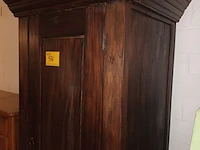 Lot 576 - massieve smalle kast - afbeelding 3 van  6