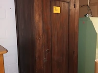 Lot 576 - massieve smalle kast - afbeelding 4 van  6