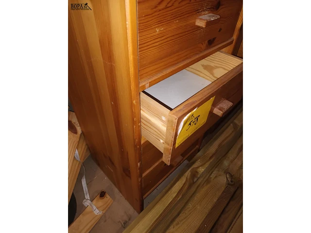 Lot 578 - ladekastje - afbeelding 3 van  3