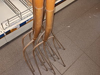 Lot 58 - greep met 3 tanden. 5 stuks - afbeelding 3 van  3