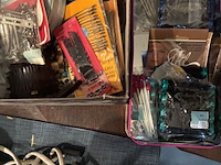 Lot 58 - lot haarspelden, krulspelden, krultang - afbeelding 3 van  3