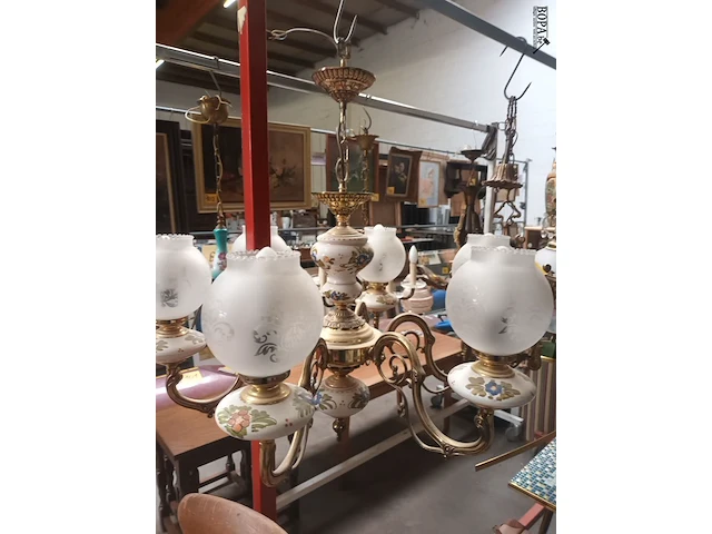 Lot 58 - luster - afbeelding 6 van  6