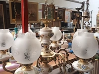 Lot 58 - luster - afbeelding 6 van  6