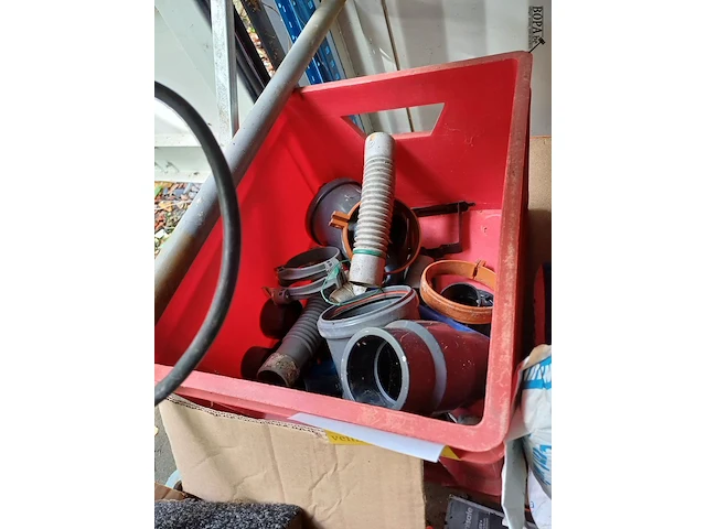 Lot 58 - sanitaire koppelstukken - afbeelding 1 van  1