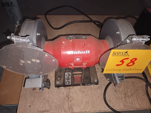 Lot 58 - slijpmolen en messenslijper - afbeelding 2 van  5