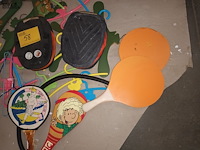 Lot 58 - speelgoed en kinderhekje - afbeelding 3 van  4