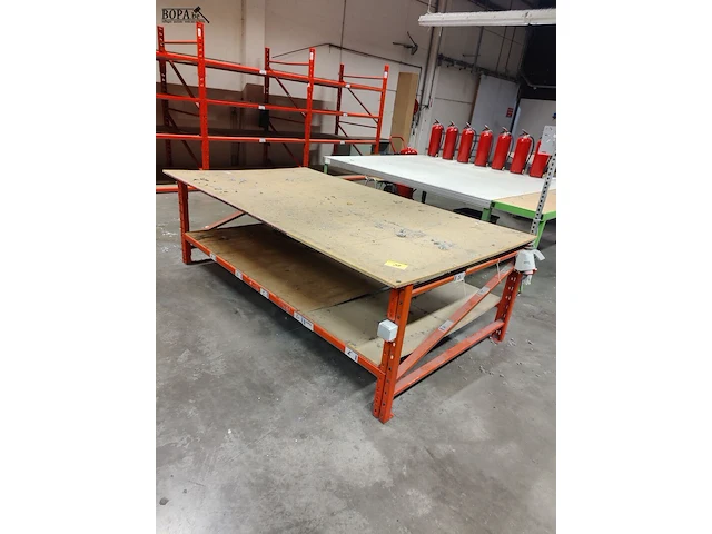 Lot 58 - stelling werktafel - afbeelding 1 van  3