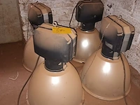Lot 580 - industriële plafondlampen. 4 stuks - afbeelding 2 van  5