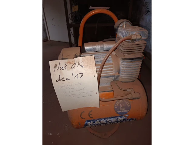 Lot 583 - compressor kaeser - afbeelding 3 van  3