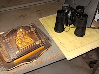 Lot 59 - kapstokken, verrekijker en brievenvakje - afbeelding 4 van  5