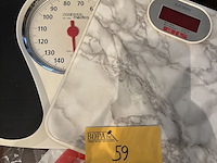 Lot 59 - plastic zakjes en personenweegschaal, 2 stuks - afbeelding 2 van  3