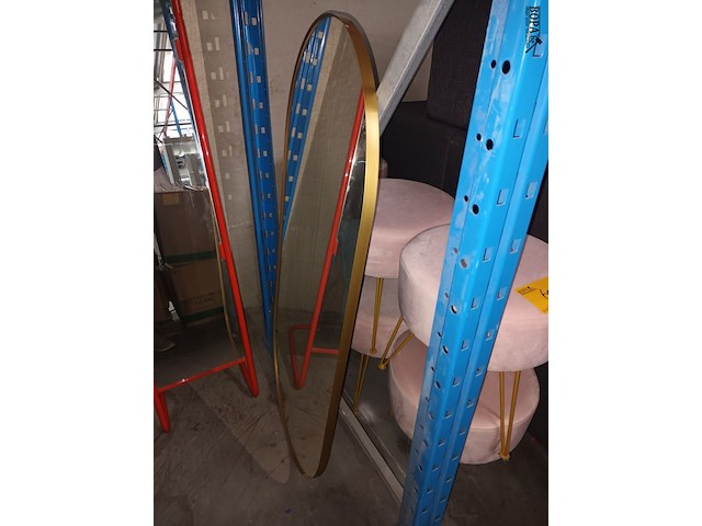 Lot 59 - spiegel. 2 stuks - afbeelding 3 van  3