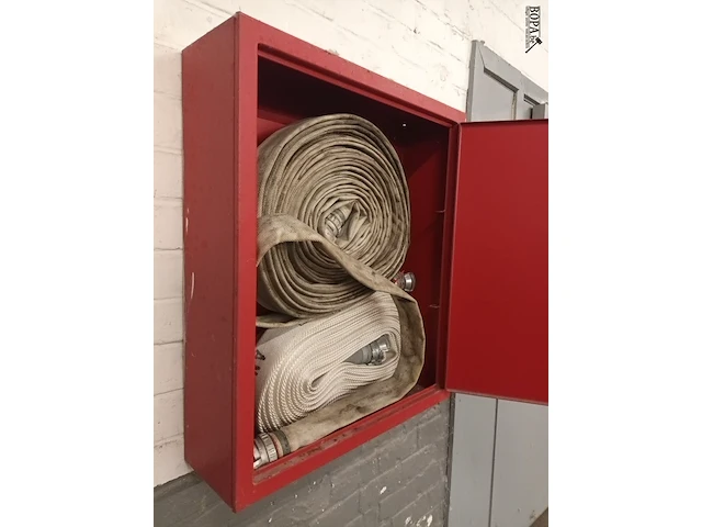 Lot 590 - brandslanghaspelkast - afbeelding 3 van  3