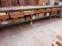 Lot 592 - houten werkbank - afbeelding 2 van  4