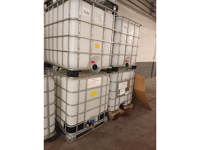 Lot 592 - ibc container. 5 stuks - afbeelding 3 van  3