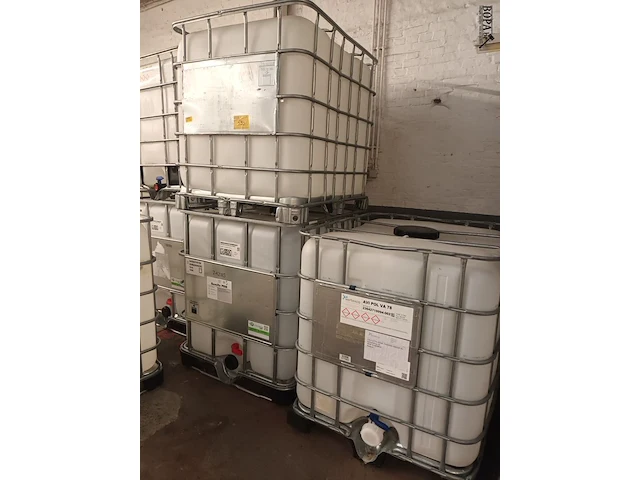 Lot 593 - ibc container. 6 stuks - afbeelding 2 van  3
