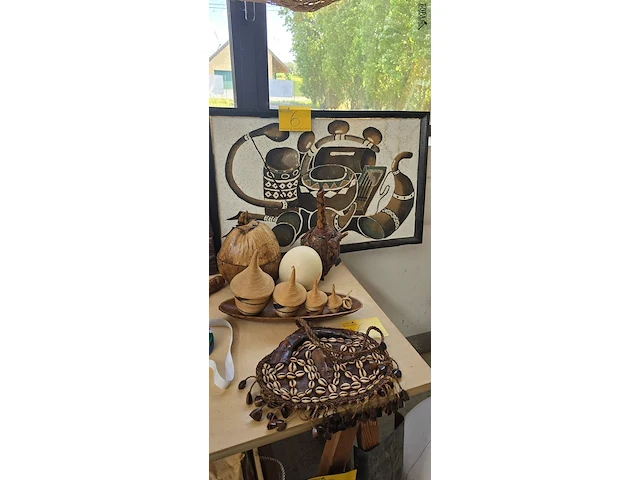 Lot 6 - afrikaanse deco en schilderij op doek get. 12 stuks - afbeelding 1 van  9