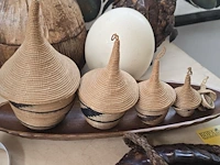 Lot 6 - afrikaanse deco en schilderij op doek get. 12 stuks - afbeelding 3 van  9