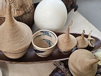 Lot 6 - afrikaanse deco en schilderij op doek get. 12 stuks - afbeelding 4 van  9