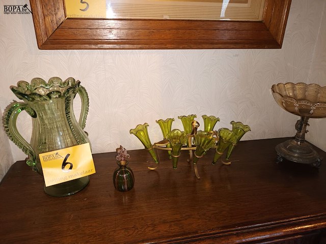 Lot 6 - antiek glaswerk. 4 stuks - afbeelding 1 van  4