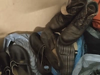 Lot 6 - kledij, schoenen en linnen - afbeelding 4 van  4