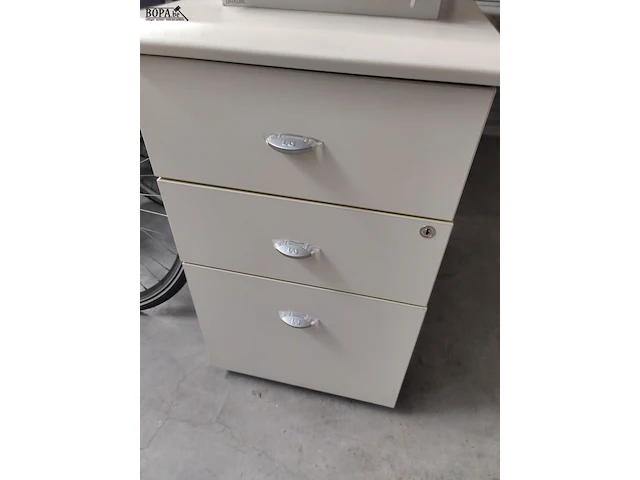 Lot 6 - ladenkastje en sorteerkoffertje - afbeelding 2 van  4