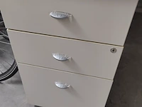 Lot 6 - ladenkastje en sorteerkoffertje - afbeelding 2 van  4