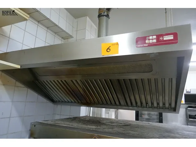 Lot 6 - rvs afzuigsysteem diamond - afbeelding 1 van  5