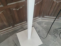 Lot 6 - zumtobel staande lampen - 2 stuks - afbeelding 3 van  5