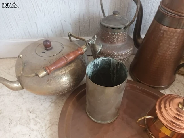 Lot 60 - koperen decoratie. 12 stuks - afbeelding 2 van  5