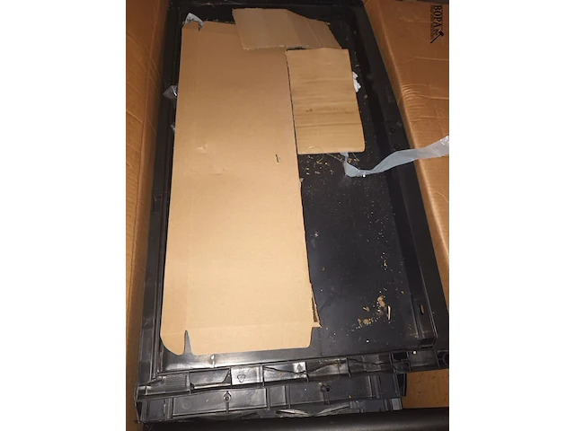 Lot 60 - pvc kast keter - afbeelding 3 van  3